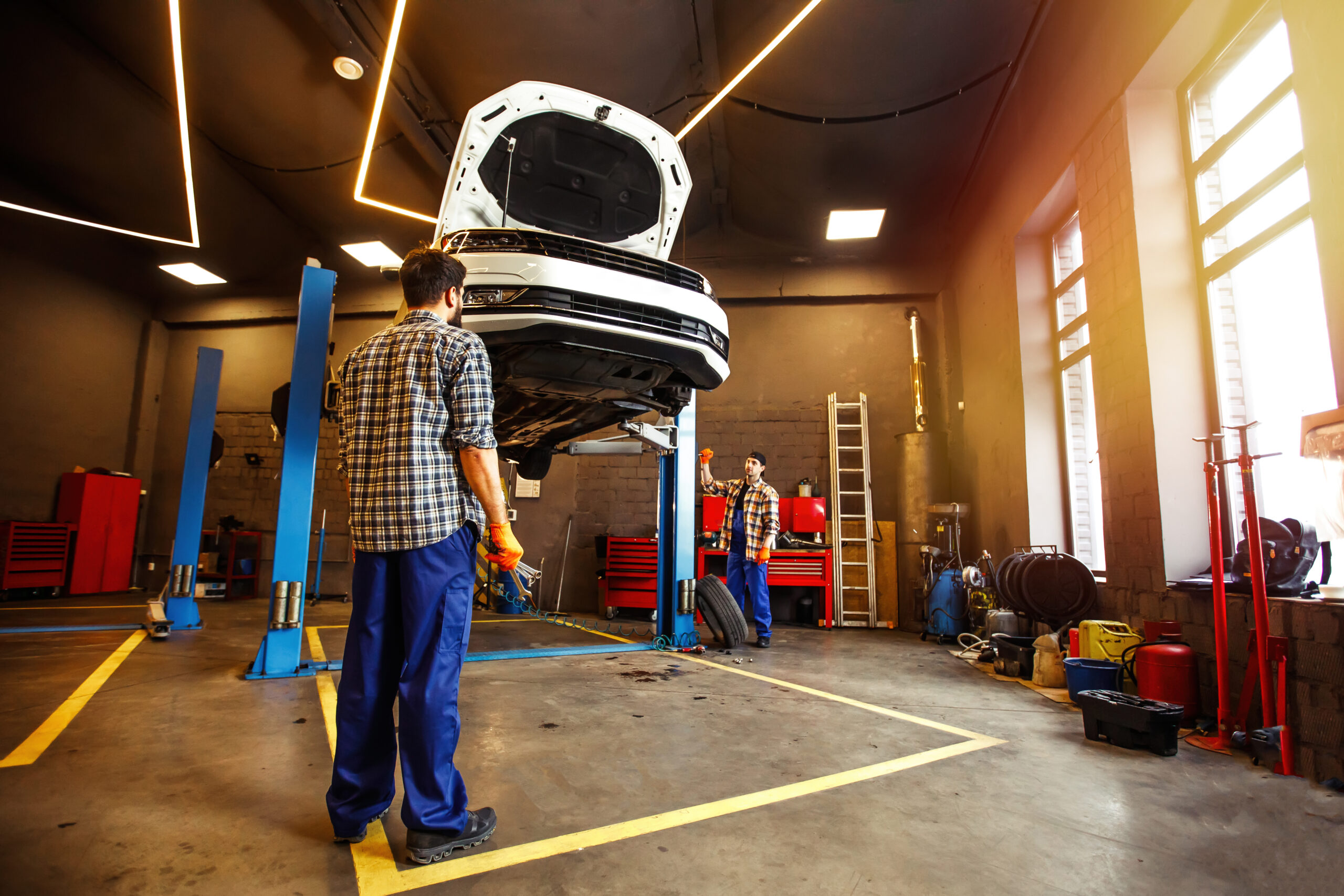 Land Rover Repair Center